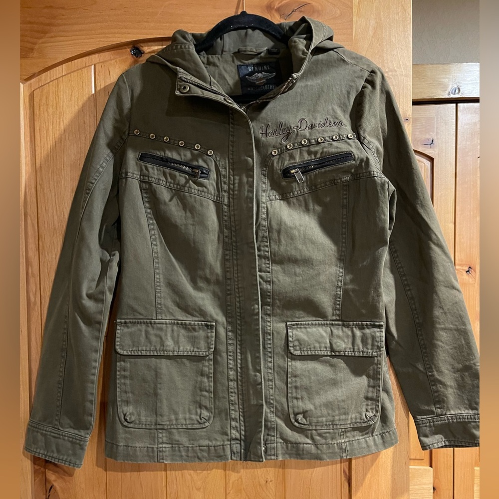 𝓗𝓪𝓻𝓵𝓮𝔂 𝓓𝓪𝓿𝓲𝓭𝓼𝓸𝓷  zipper and snap Denim Jacket